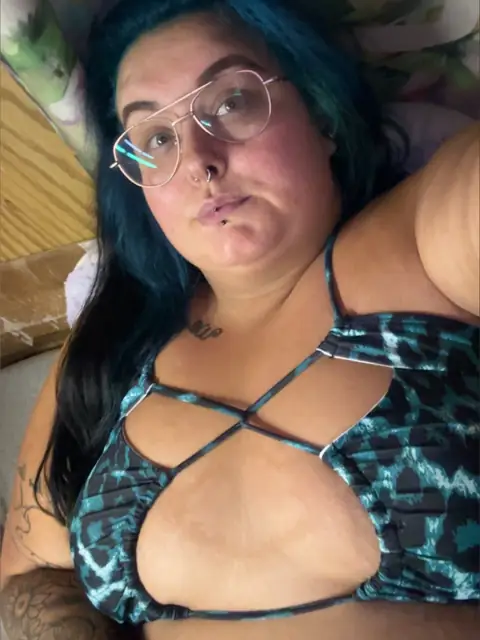 Tara on OnlyFans