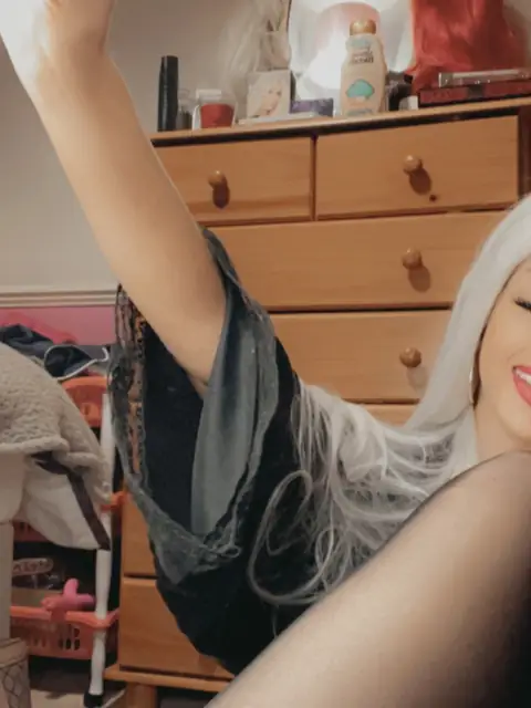 Blondie on OnlyFans