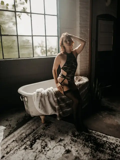 Ella strong on OnlyFans