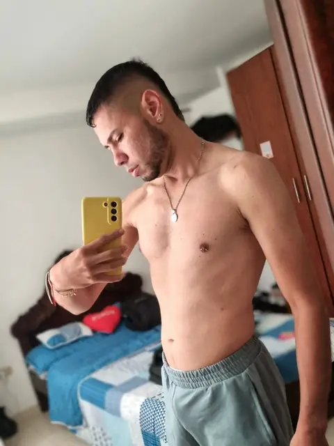 Jorge Marin on OnlyFans