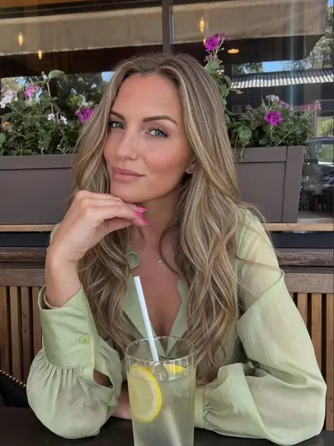 Eliza Jayne on OnlyFans