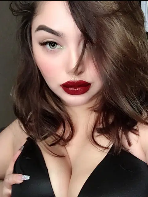 Gigi Zamo on OnlyFans