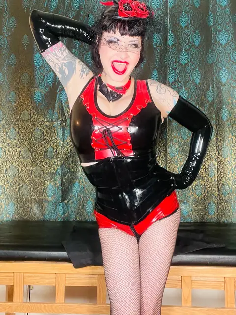 Maya Sinstress- High Priestess of Pain on OnlyFans
