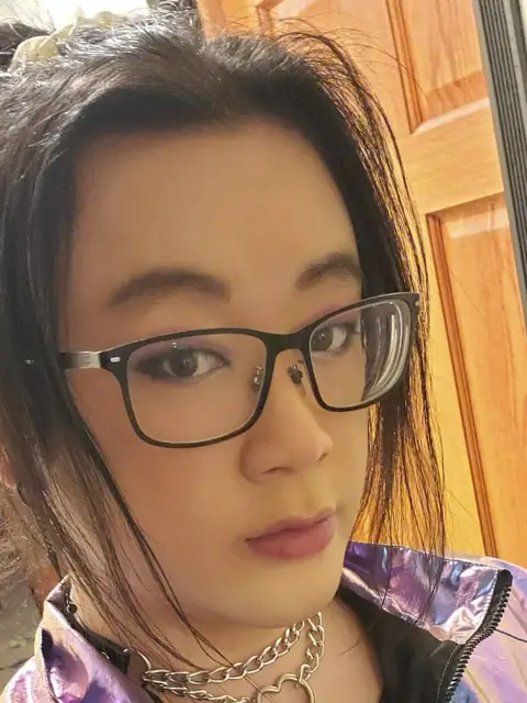 Sola OnlyFans profile
