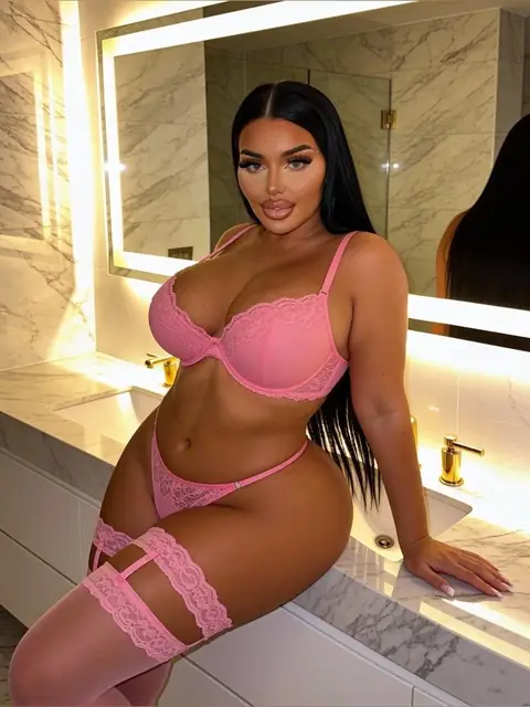 Ellie Chloe on OnlyFans