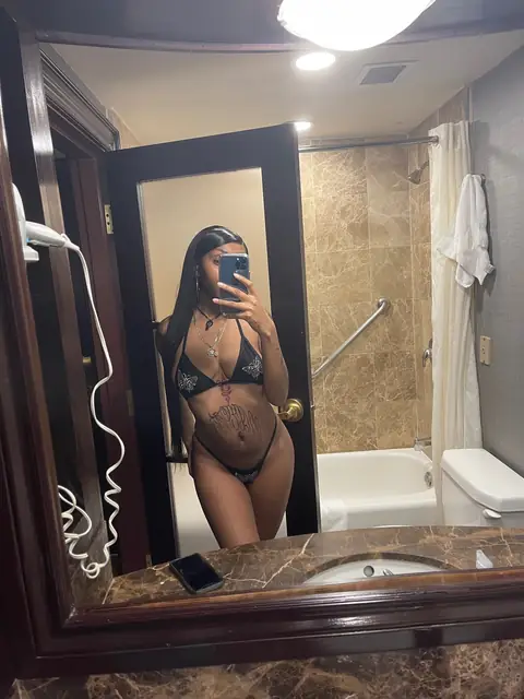 BarbieDollyM OnlyFans profile