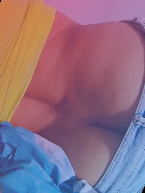 Mikhaly on OnlyFans