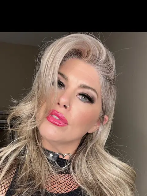Carissa Montgomery OnlyFans profile