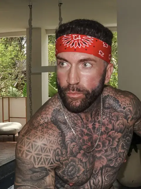 Niels van der Zanden on OnlyFans