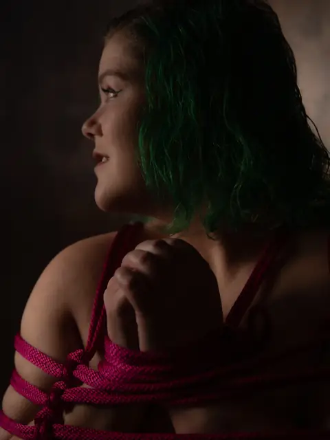 Autumn Snow Nerdy Sticky Wife Free on OnlyFans
