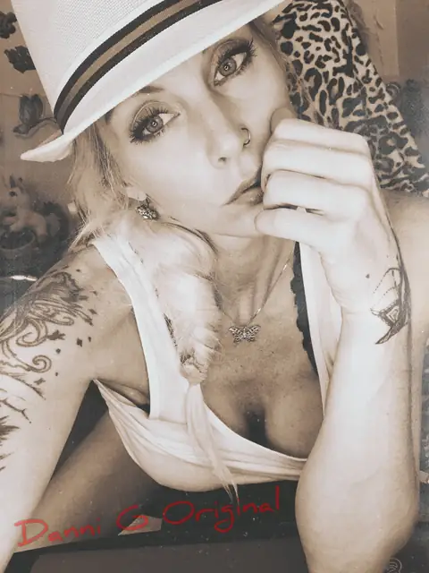 Danni G OnlyFans profile