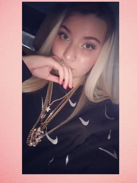 Anna White OnlyFans profile