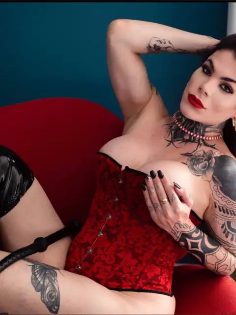 Vanessa Vivian dresch busata on OnlyFans
