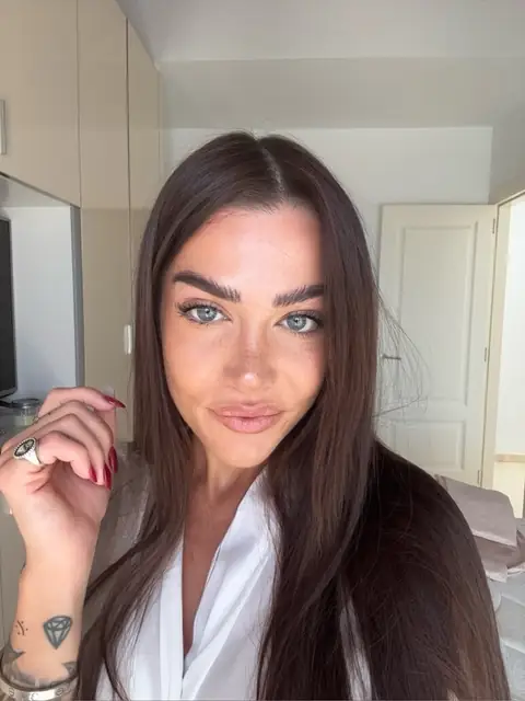 STELLA TORMENTO on OnlyFans