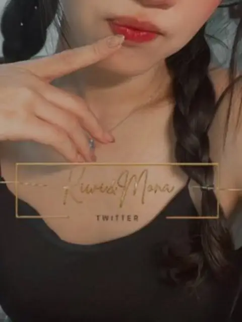 Mona on OnlyFans