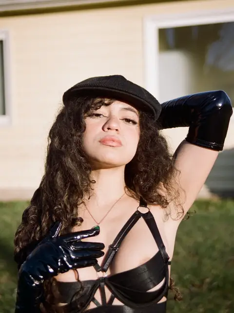 Mari ^-^ on OnlyFans