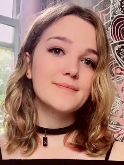 Annie on OnlyFans