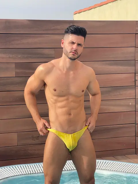 E Rosxxl on OnlyFans