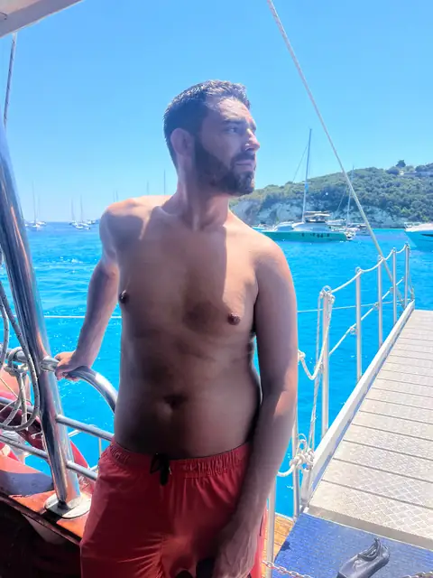 Hector on OnlyFans