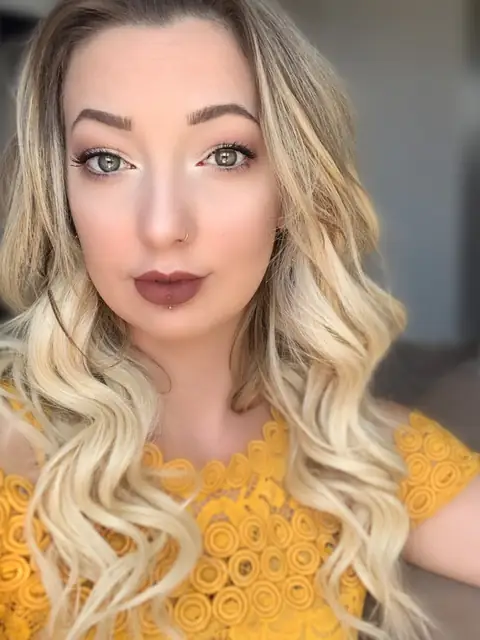 Kelly Snow OnlyFans profile