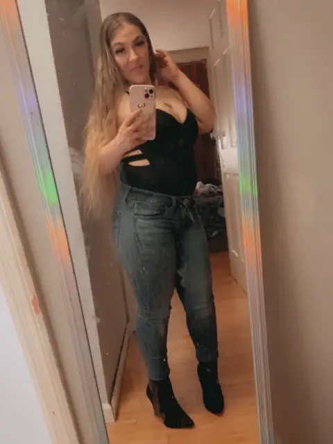 Exotic_baby96 on OnlyFans