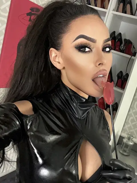Evil Woman on OnlyFans