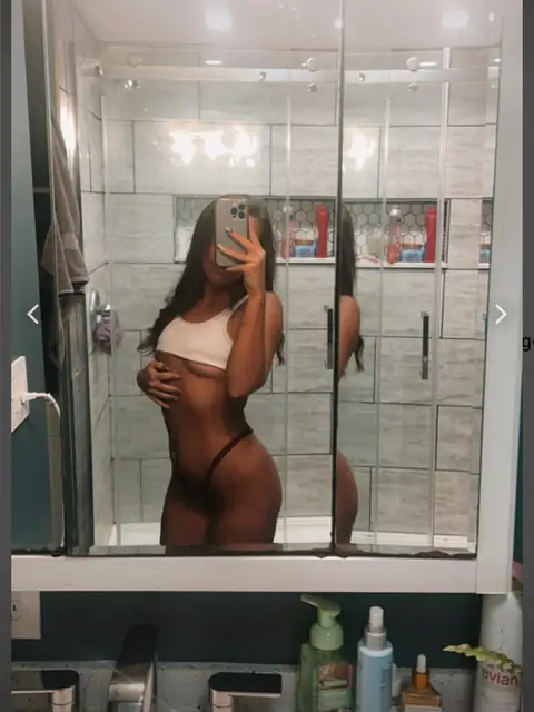 Luxuriouslynn OnlyFans profile