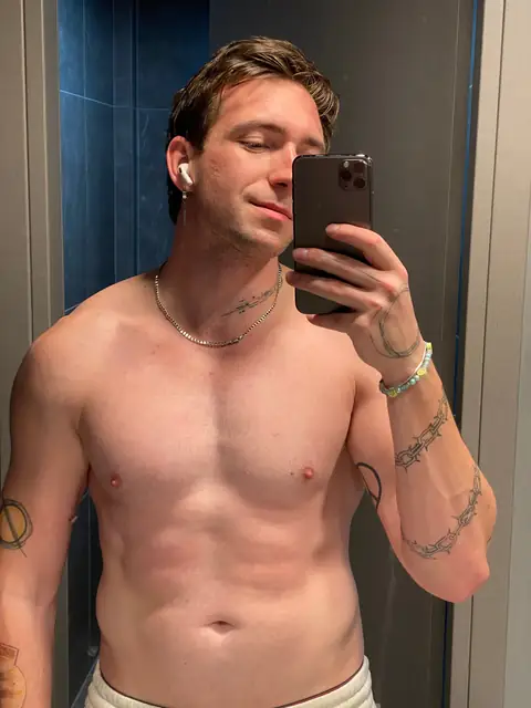 Voltage on OnlyFans