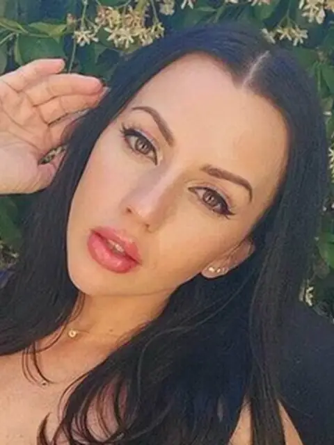 Lexi Belle on OnlyFans