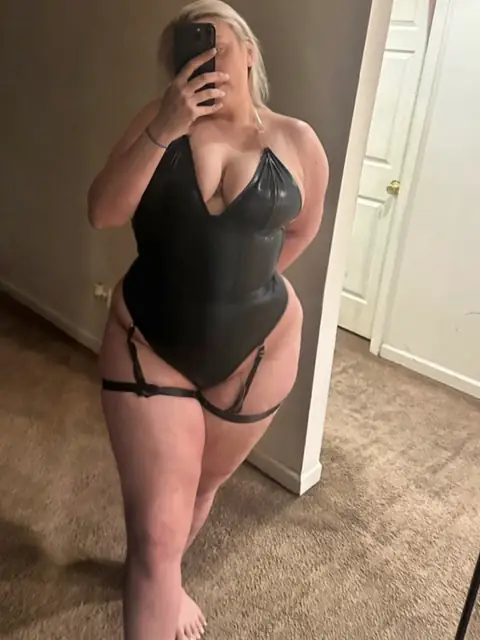 Vanessa Love OnlyFans profile