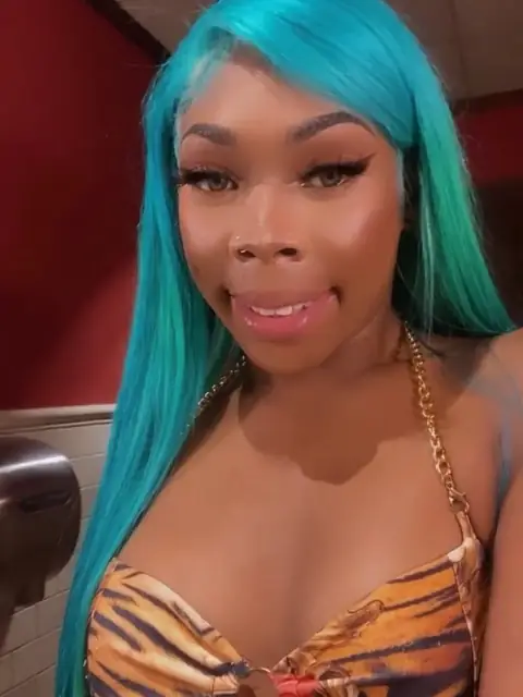 KYLIEE on OnlyFans