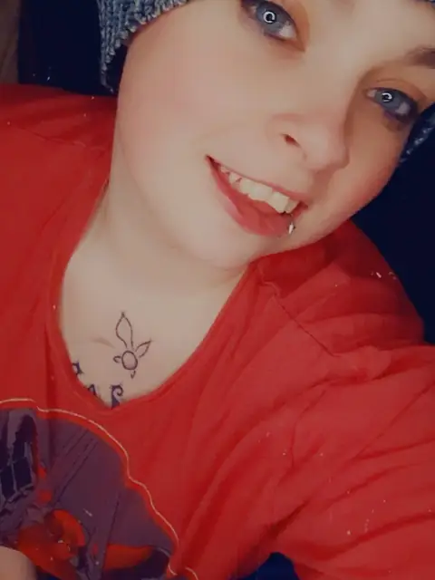Singerlovebird on OnlyFans