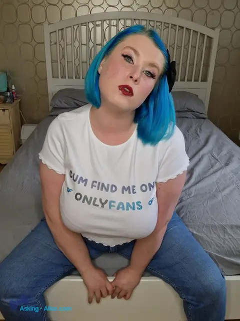Alice Mayflower OnlyFans profile