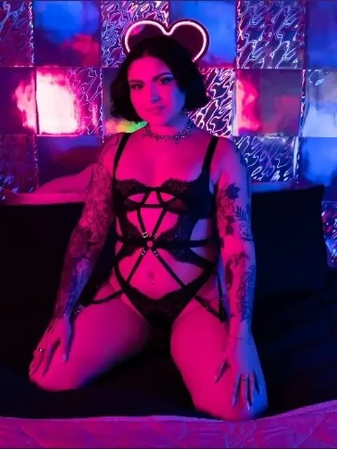 Mariluna on OnlyFans