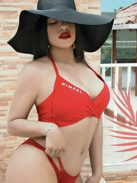 Ariana gomez on OnlyFans