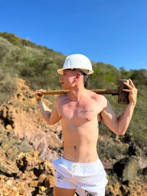 Luigy Chacon on OnlyFans