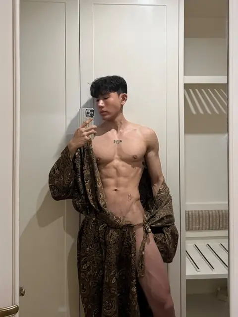 Triet Rex on OnlyFans
