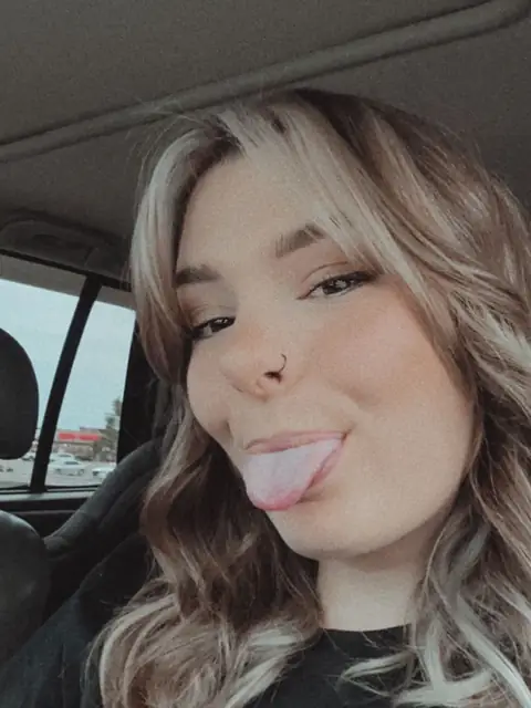 Lexasauruss on OnlyFans