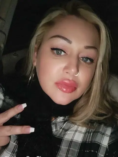 Kylee Karr on OnlyFans