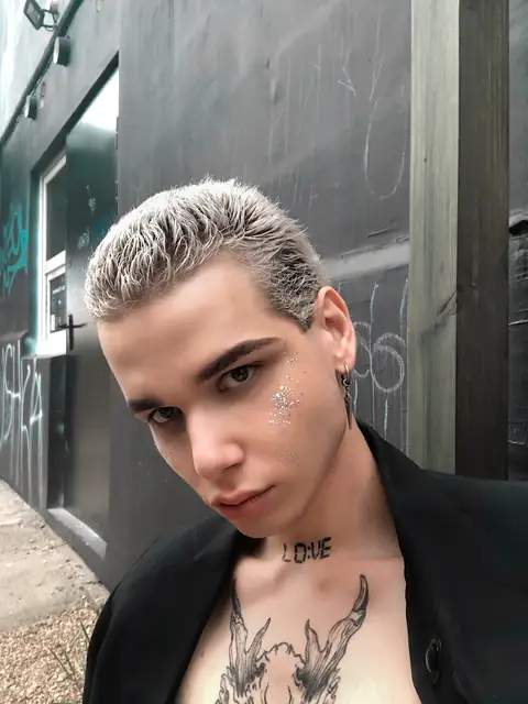 Sentlleroo on OnlyFans