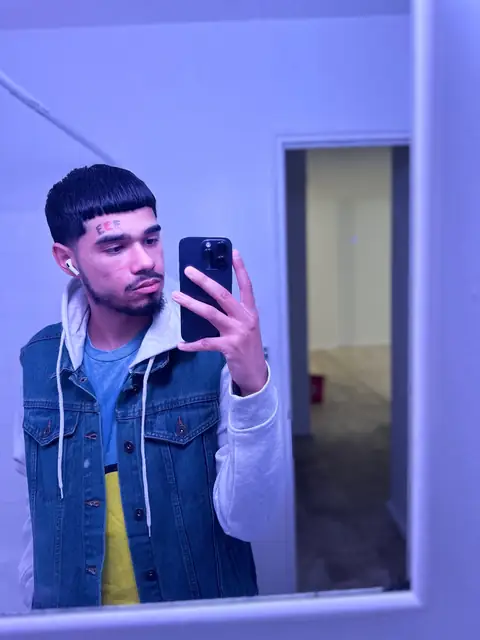 YoMainSneakyLink on OnlyFans