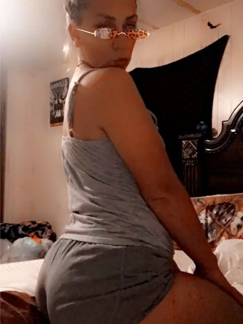LadyeVeterann on OnlyFans