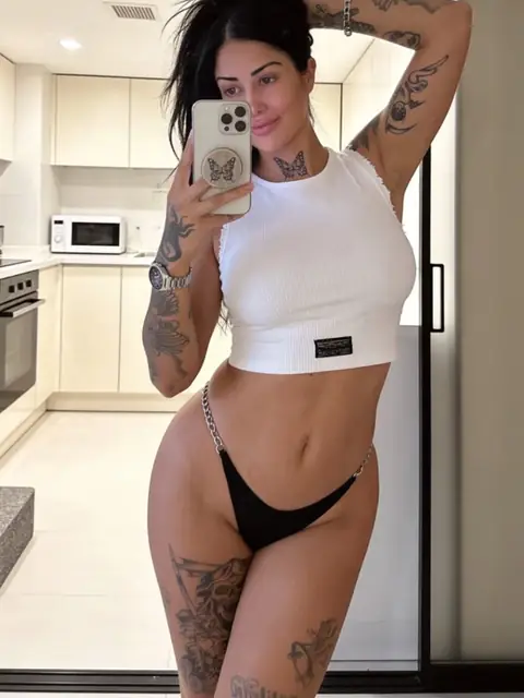 Rileys VIP on OnlyFans