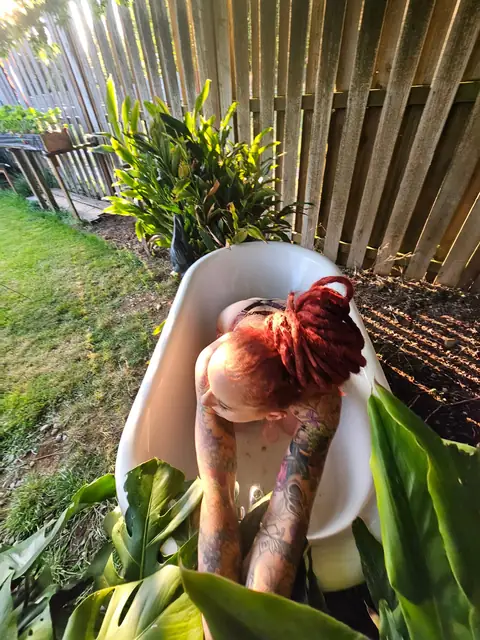 Dreaded Red Queen on OnlyFans