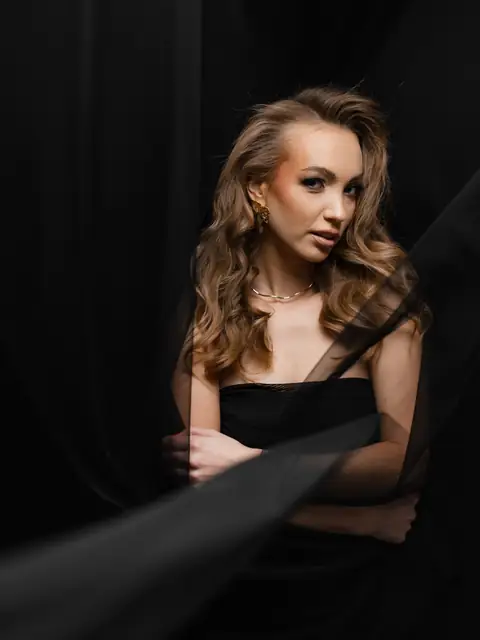 Kira Blaze on OnlyFans