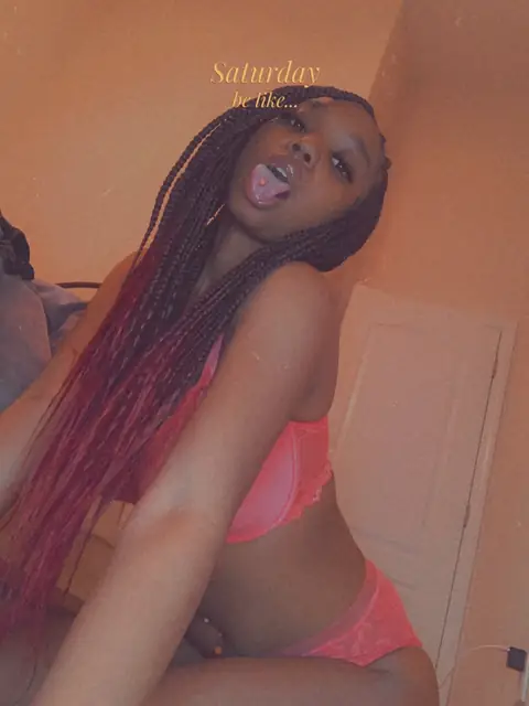 TheReal FreakyKiki on OnlyFans