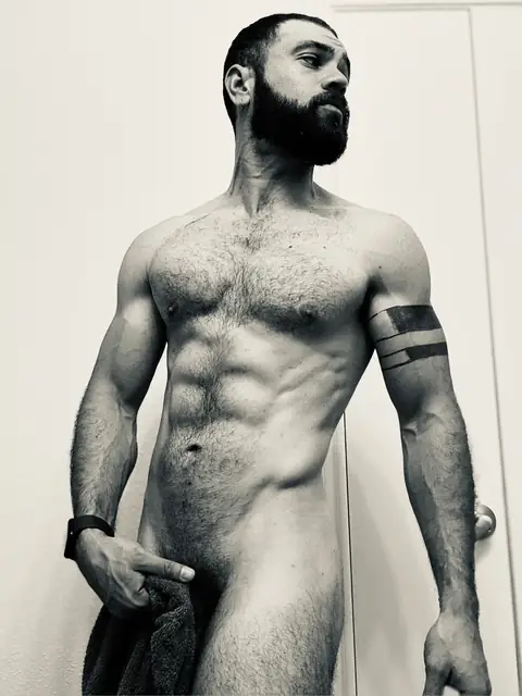 Andr s Benavides on OnlyFans