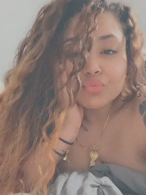 La Reina on OnlyFans