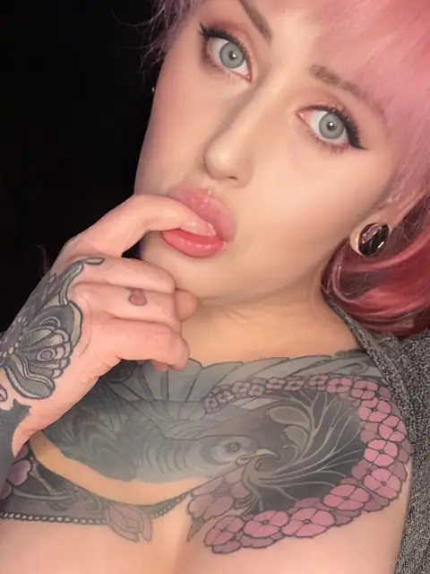 Dolce Onyx Free Page on OnlyFans