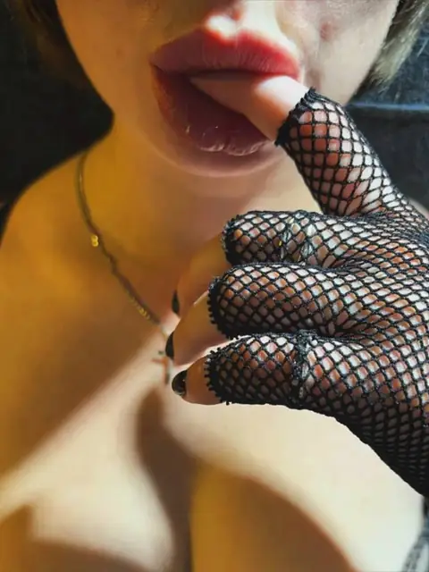 Play with Lilith OnlyFans profile